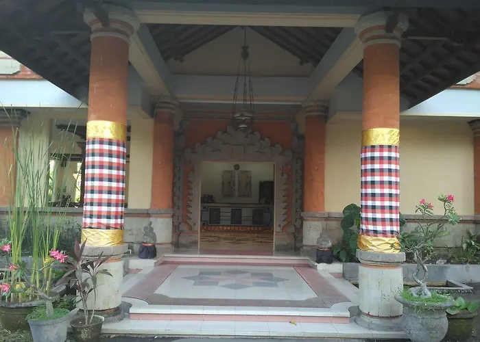 Oranjje Hotel 3*